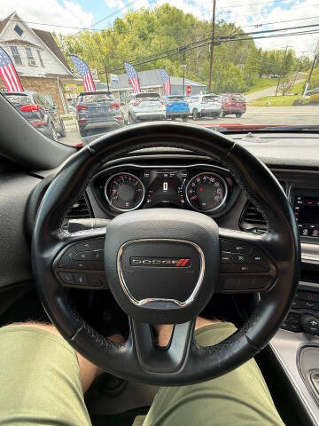 2021 Dodge Challenger SXT