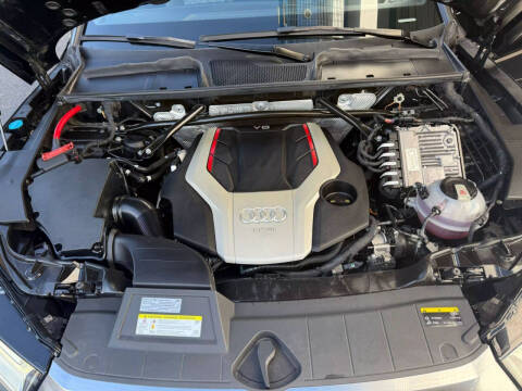 2018 Audi SQ5 3.0T quattro Premium Plus