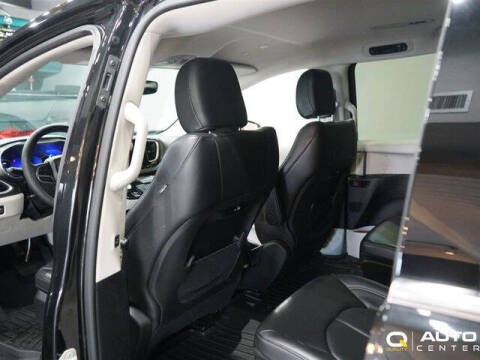 2022 Chrysler Pacifica Hybrid Touring L