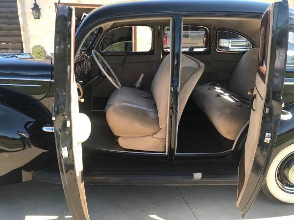1939 Ford Deluxe