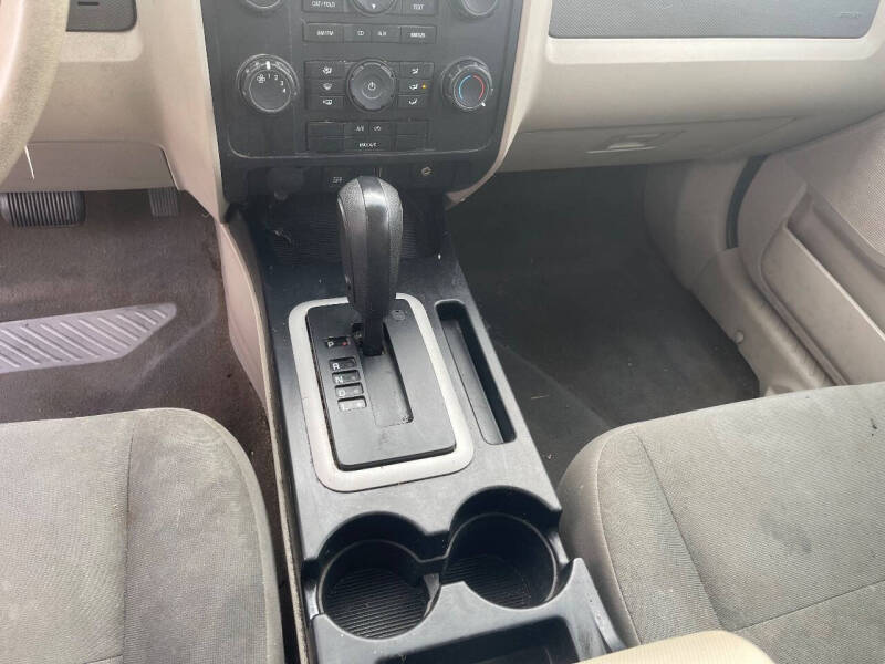 2011 Ford Escape XLS