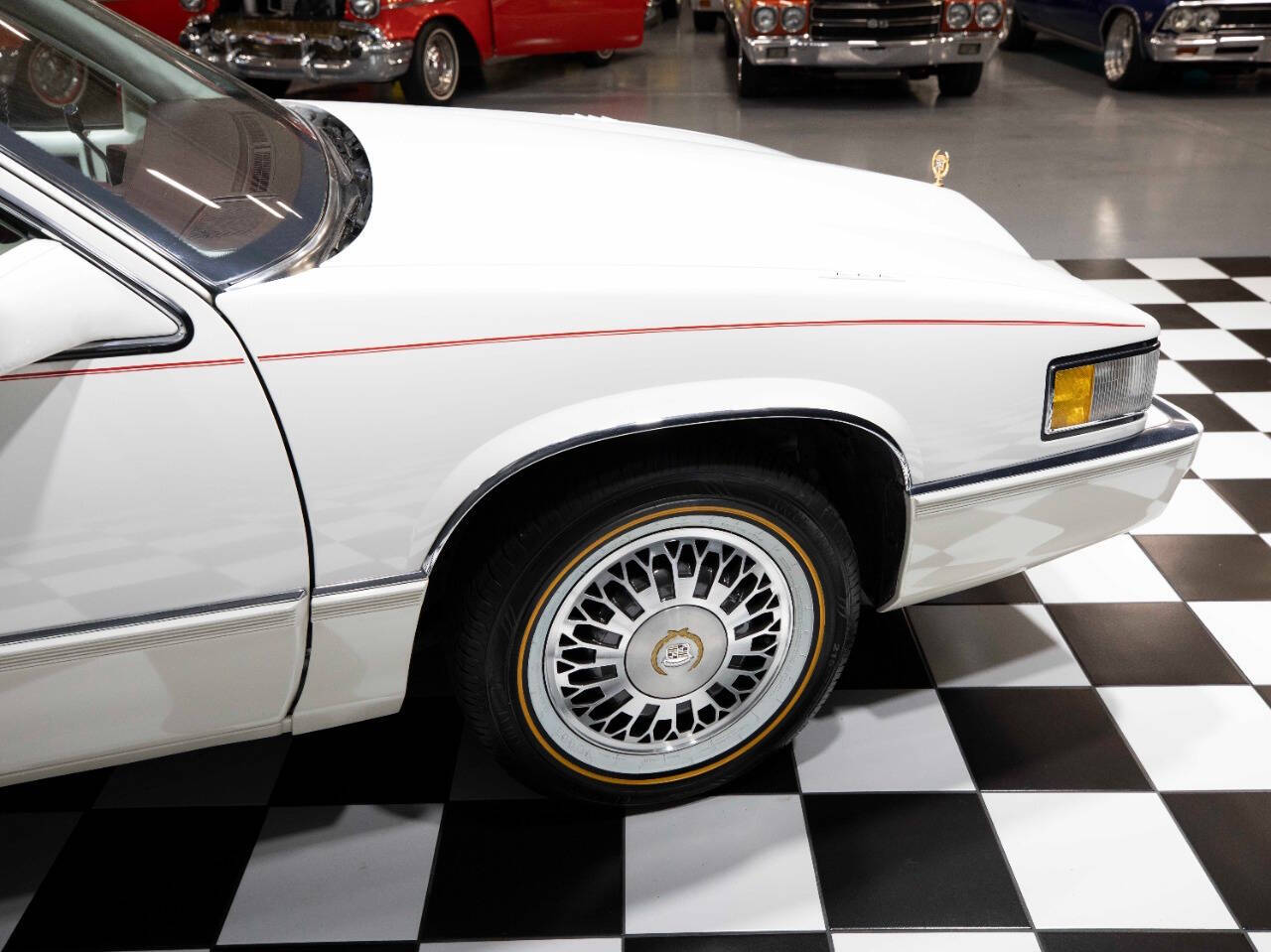 1990 Cadillac DeVille 16