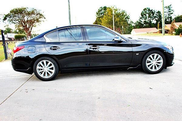 2015 Infiniti Q50 Premium