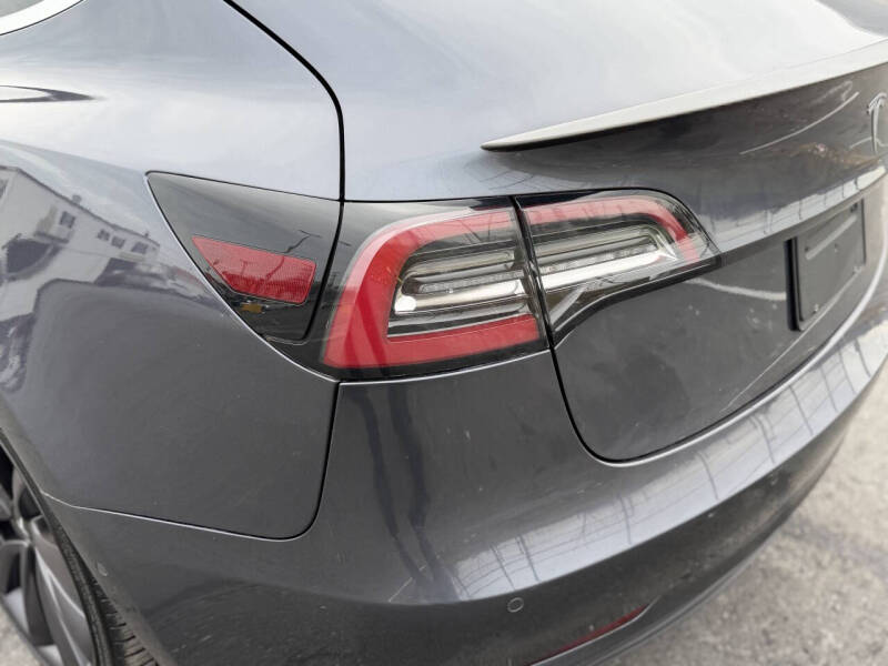 2019 Tesla Model 3 Performance