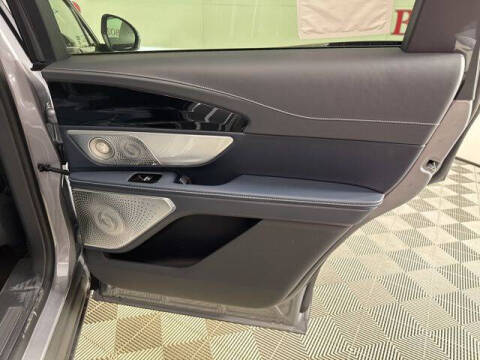 2025 Lincoln Nautilus Reserve