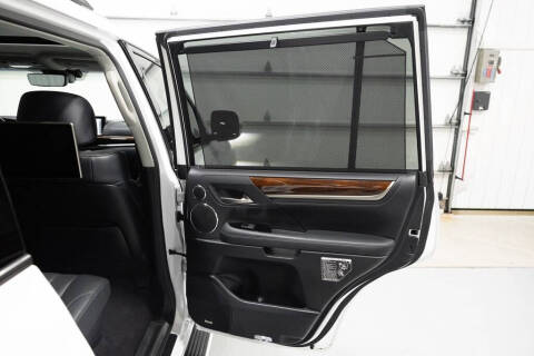 2021 Lexus LX 570 Three-Row