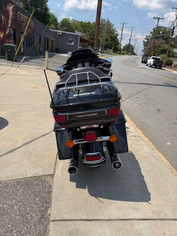 2012 Harley-Davidson Electra Gli Ult Lim FLHTK