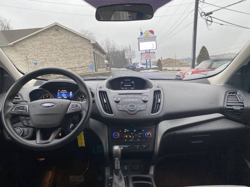 2017 Ford Escape SE