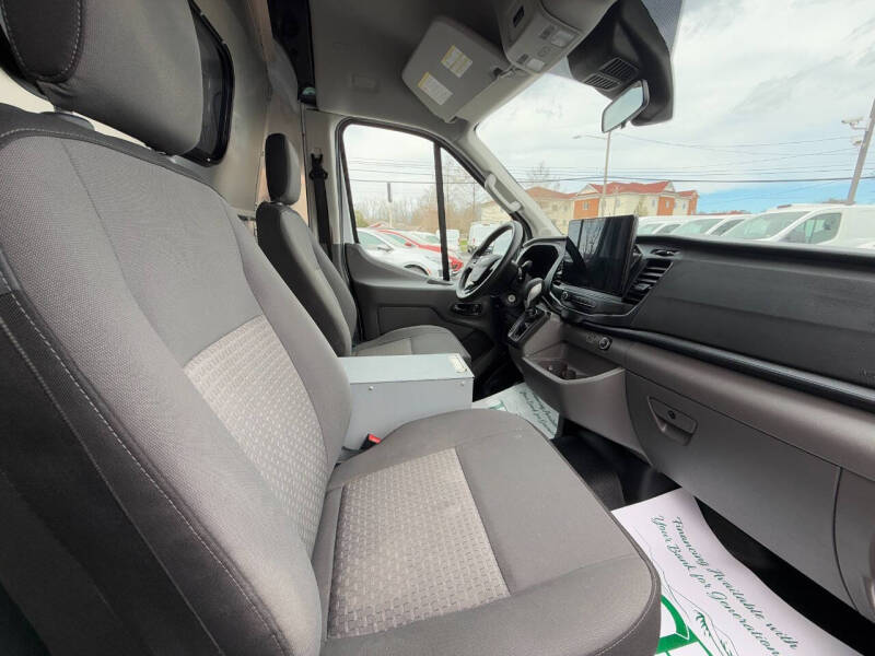 2023 Ford Transit 250