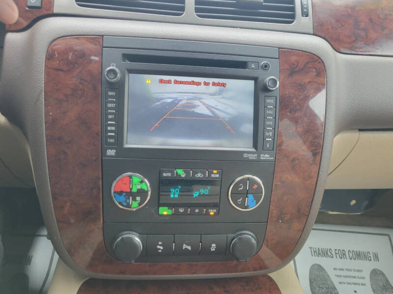 2014 Chevrolet Suburban LTZ