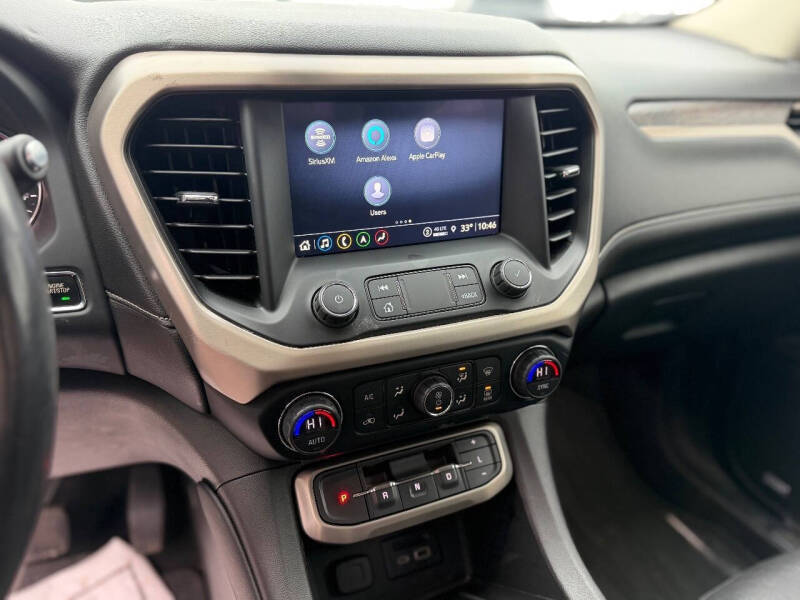 2021 GMC Acadia Denali