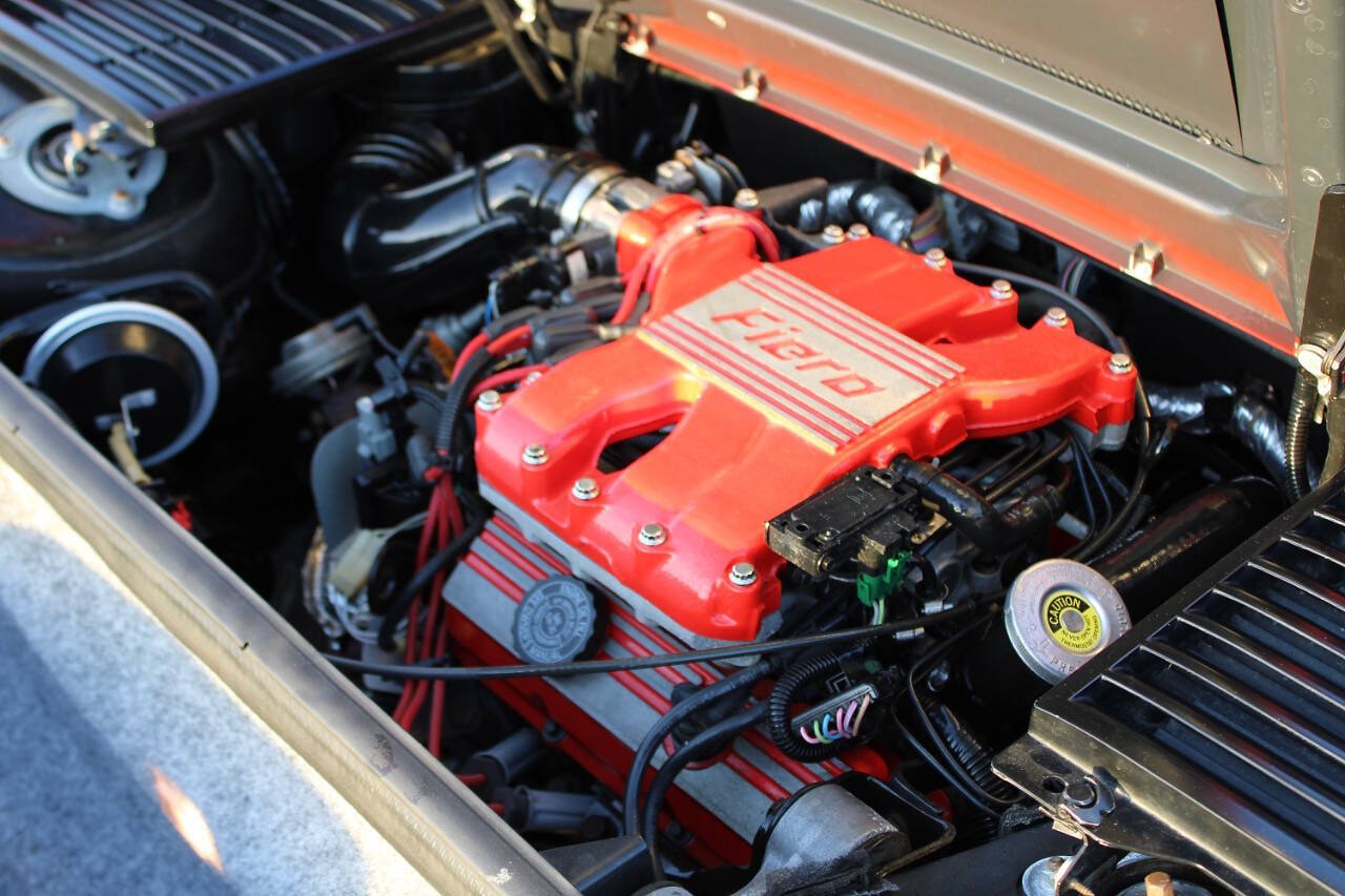 1988 Pontiac Fiero 33