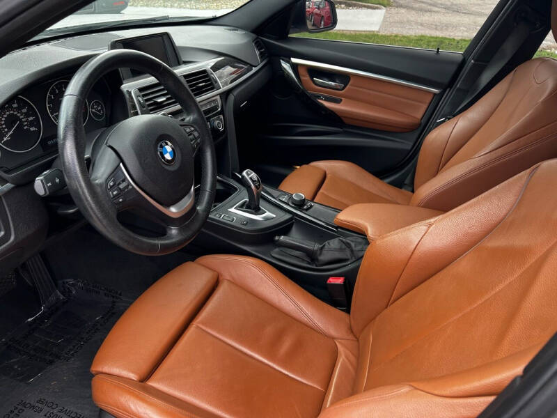 2017 BMW 3 Series 330i