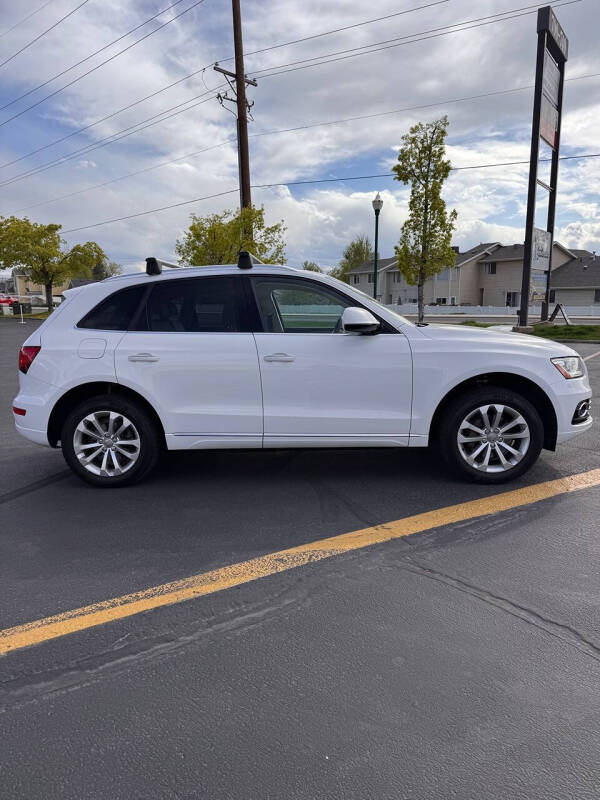 2016 Audi Q5 2.0T quattro Premium