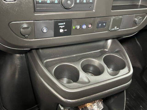 2022 Chevrolet Express 2500