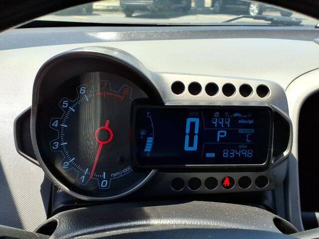 2015 Chevrolet Sonic LT Auto