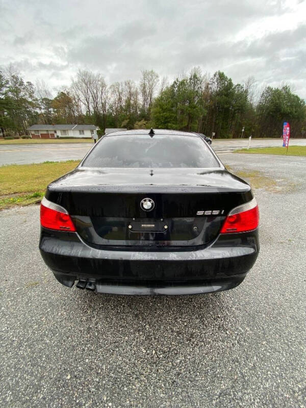 2004 BMW 5 Series 525i