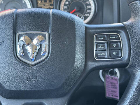 2018 RAM 1500 SLT