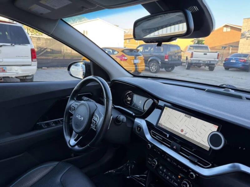2022 Kia Niro EV EX Premium