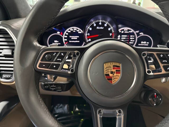 2020 Porsche Cayenne Turbo