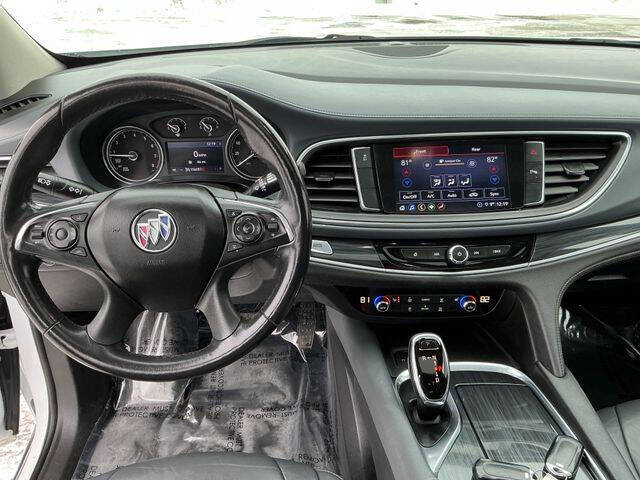 2020 Buick Enclave Essence