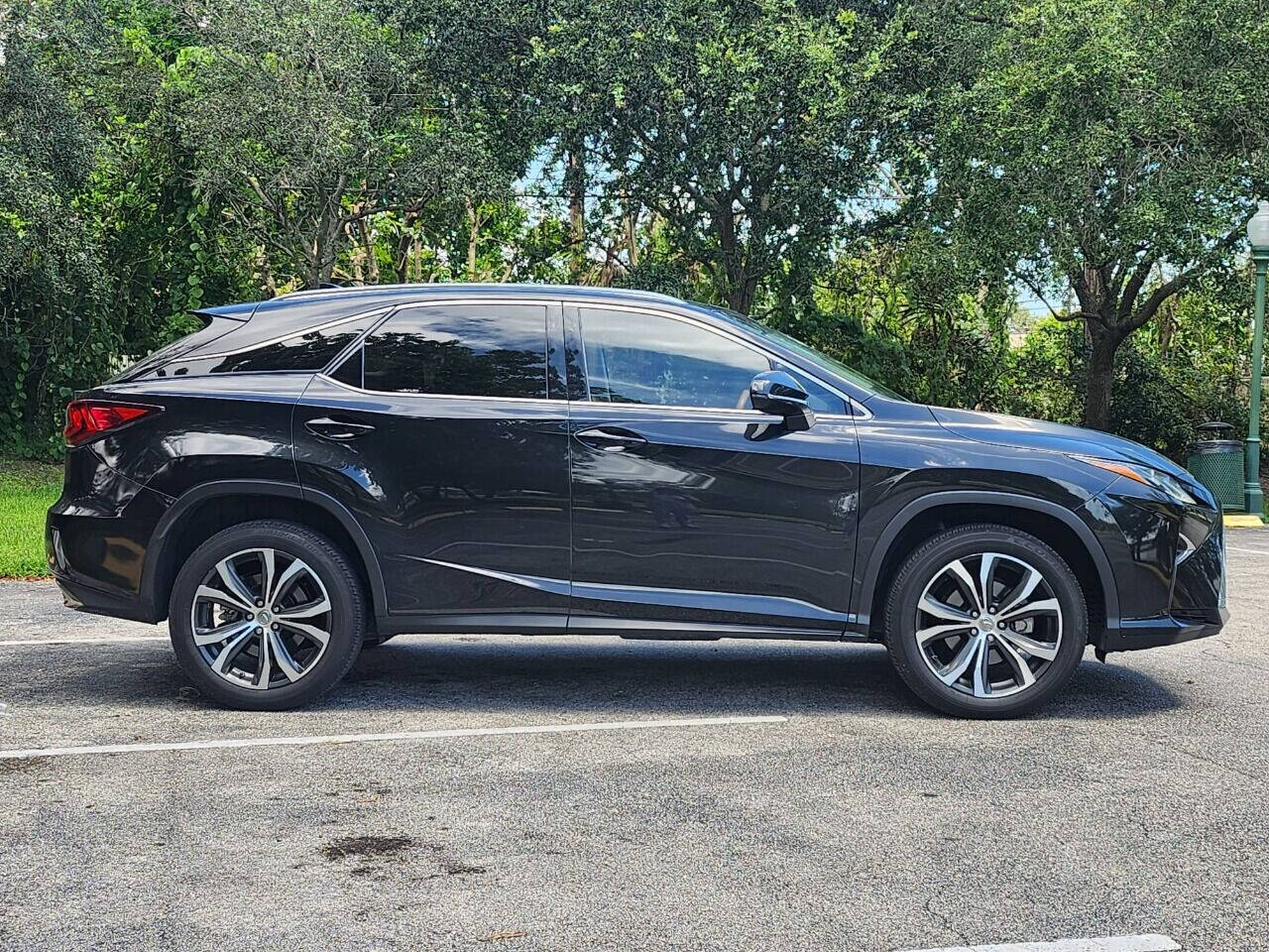 2016 LEXUS RX SUV / Crossover - $30,995