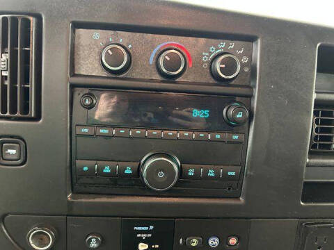 2017 Chevrolet Express 2500