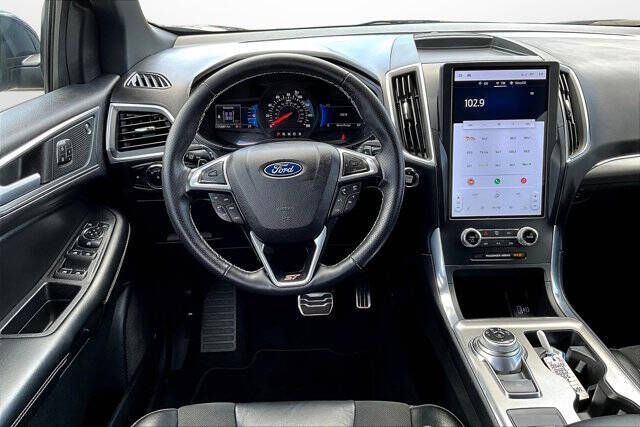 2024 Ford Edge ST