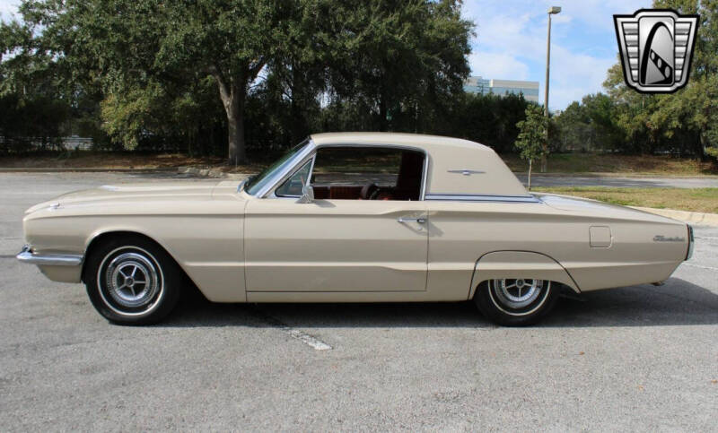 1966 Ford Thunderbird