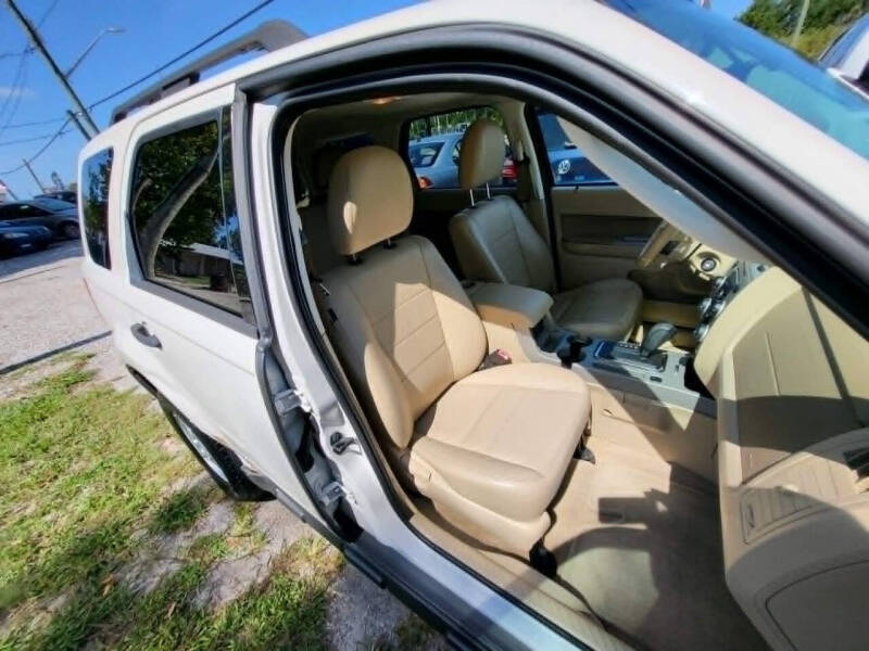 2010 Ford Escape XLT