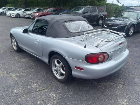 2001 Mazda MX-5 Miata