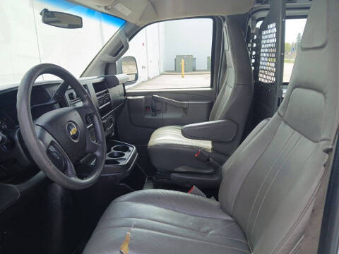 2017 Chevrolet Express 2500