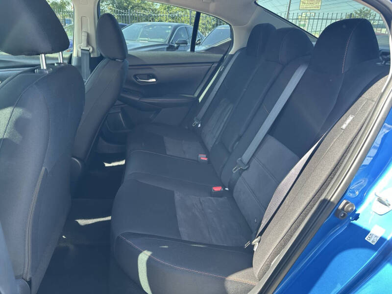 2025 Nissan Sentra SR