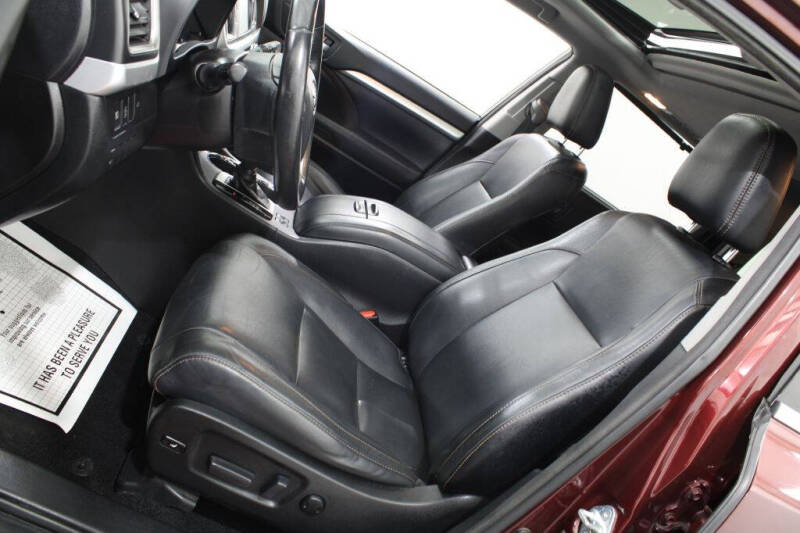 2017 Toyota Highlander SE