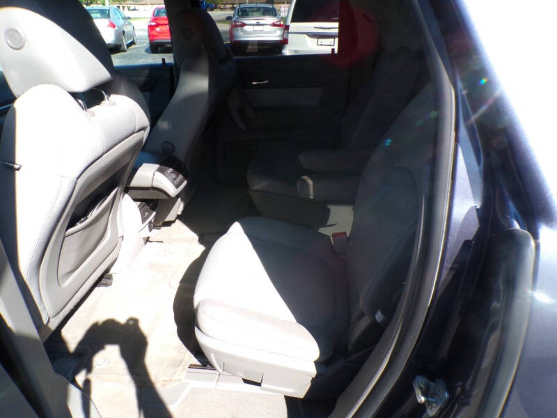2014 GMC Acadia SLE-2