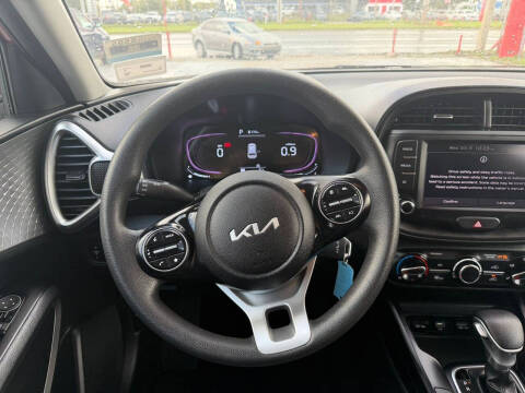 2024 Kia Soul LX