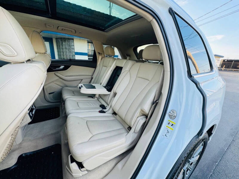 2017 Audi Q7 3.0T quattro Premium Plus