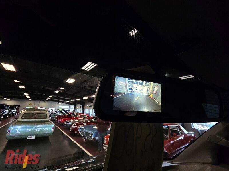 2022 Chevrolet Express 2500