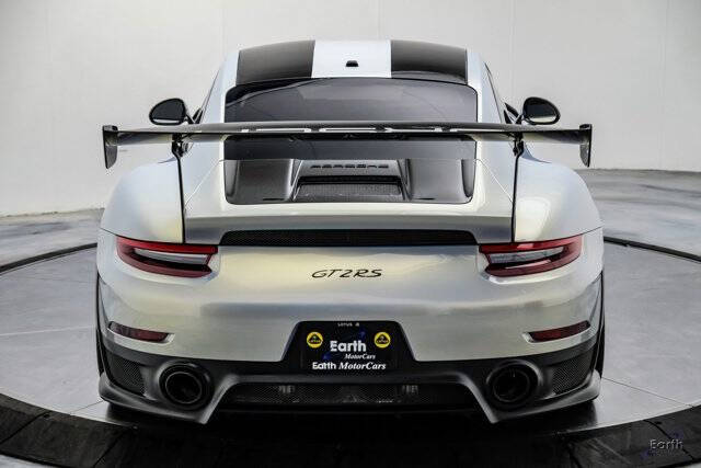 2018 Porsche 911 GT2 RS