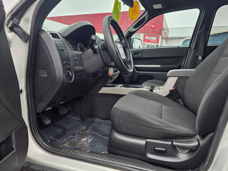 2009 Ford Escape XLT