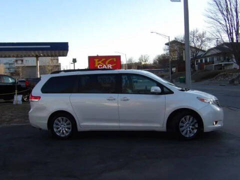 2013 Toyota Sienna Limited 7-Passenger