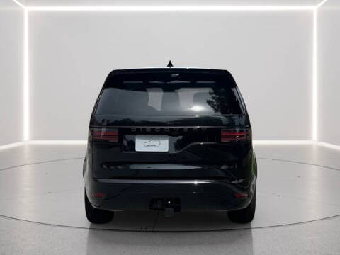 2025 Land Rover Discovery P300 Dynamic SE