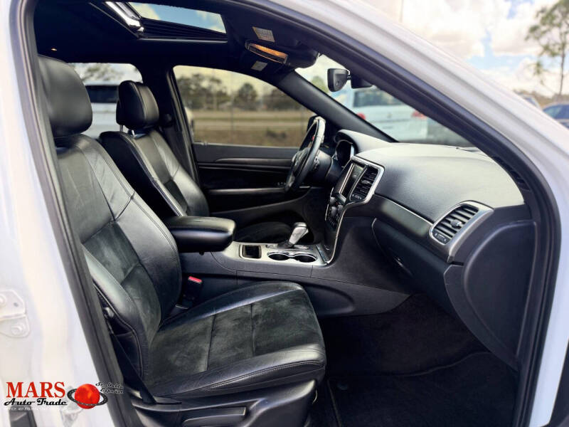 2017 Jeep Grand Cherokee Laredo
