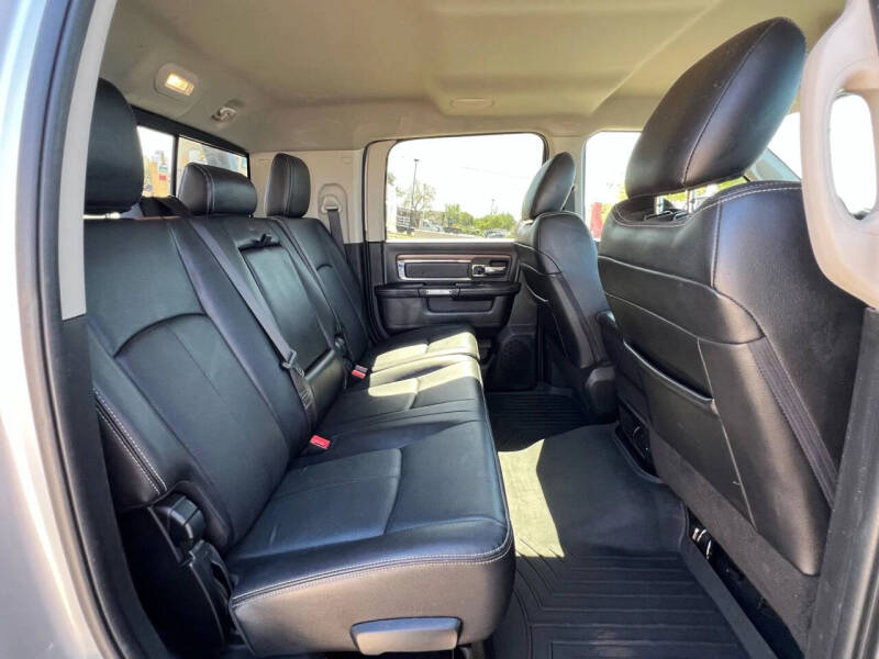 2018 RAM 3500 Laramie