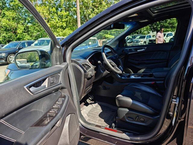2020 Ford Edge ST