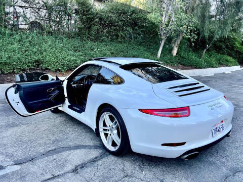 2013 Porsche 911 Carrera