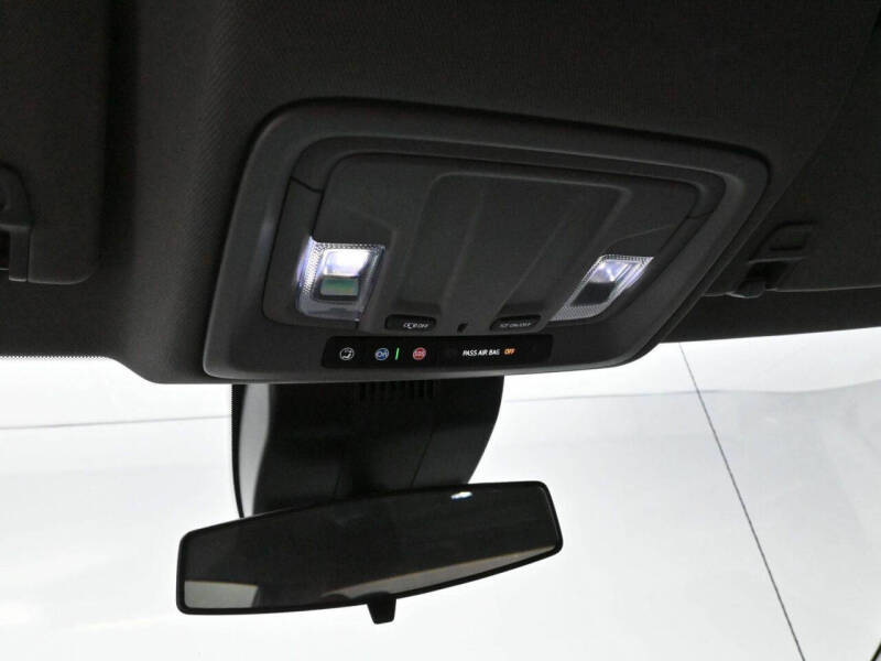 2025 GMC Sierra 1500 Elevation Standard