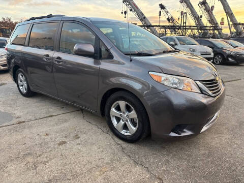 2013 Toyota Sienna