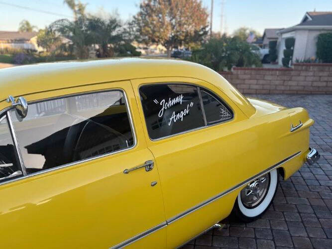 1951 Ford Deluxe