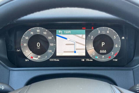 2026 Land Rover Range Rover Velar P250 Dynamic SE